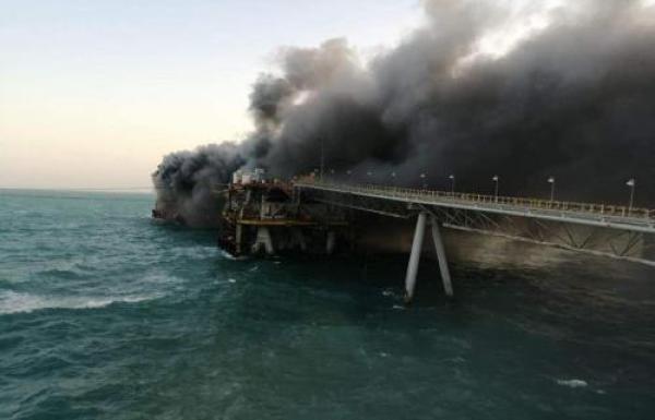 فنجان لـ "العهد نيوز": شركة نفط البصرة مسؤولة عن الحريق في ميناء البصرة