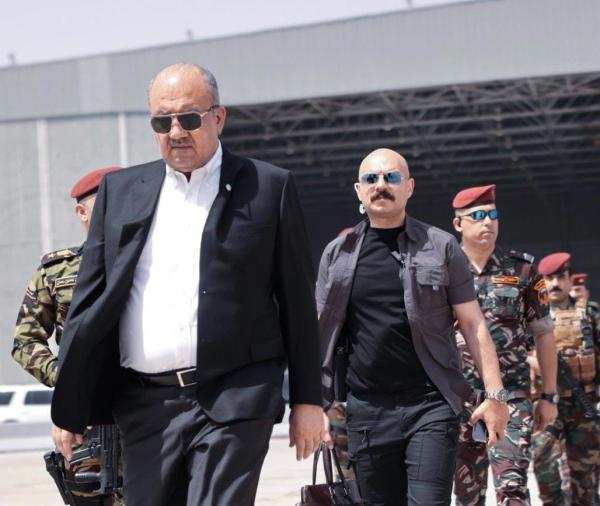 وزير الدفاع يصل إلى محافظة البصرة