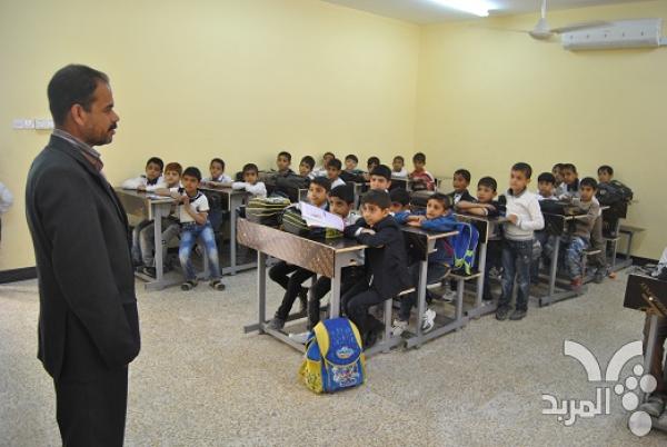 محافظ البصرة يبحث تجديد عقود المعلمين والمدرسين في المحافظة