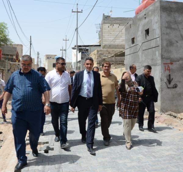النائب الاول لمحافظ البصرة يتابع ميدانيا مشروع البنى التحتية المتكاملة في منطقة صبخة العرب