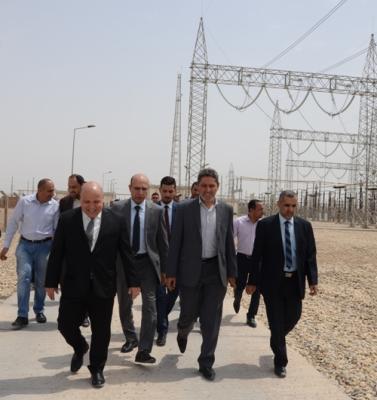 النائب الاول لمحافظ البصرة يفتتح برفقة وكيل وزارة الكهرباء مشروع المحولة الذاتية الخامسة في محطة البصرة (400) kv التحويلية