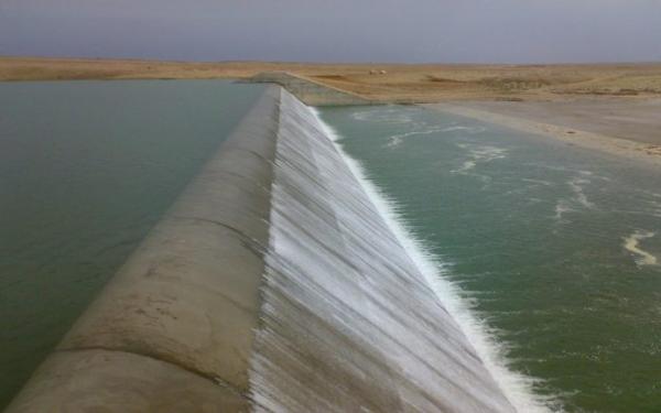 الموارد المائية تتعهد بتأهيل سدين مهمين قرب الحدود مع ايران
