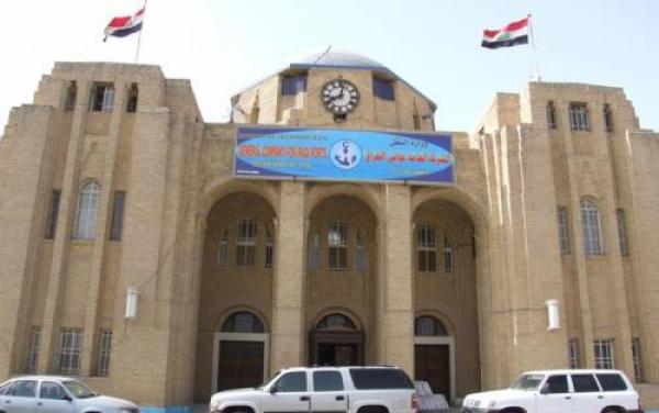الشركة العامة لموانيء العراق تعمل على رفع الغوارق بالتنسيق مع حكومة البصرة