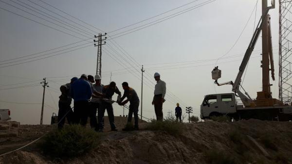 توزيع كهرباء شمال البصرة إنجاز اعمال صيانة خطوط 33 / 11 في قضاء المدينة شمال المحافظة
