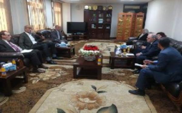 وزارة التربية تناقش مع السفارة الرومانية في بغداد تسهيل امور الطلبة العراقيين