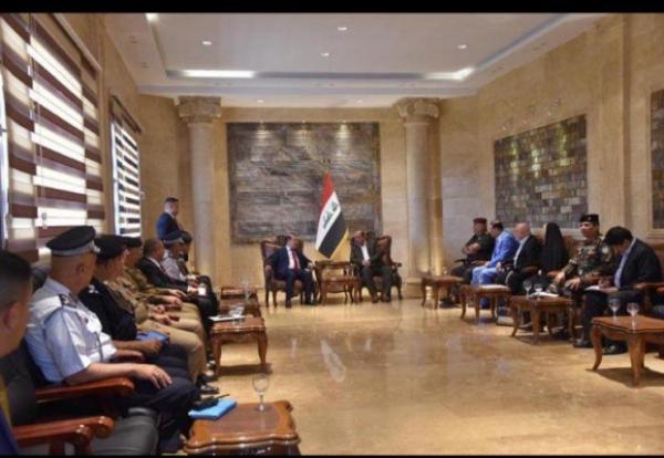 وزير الداخلية يقيم أمن البصرة ويشدد على مضاعفة الجهود